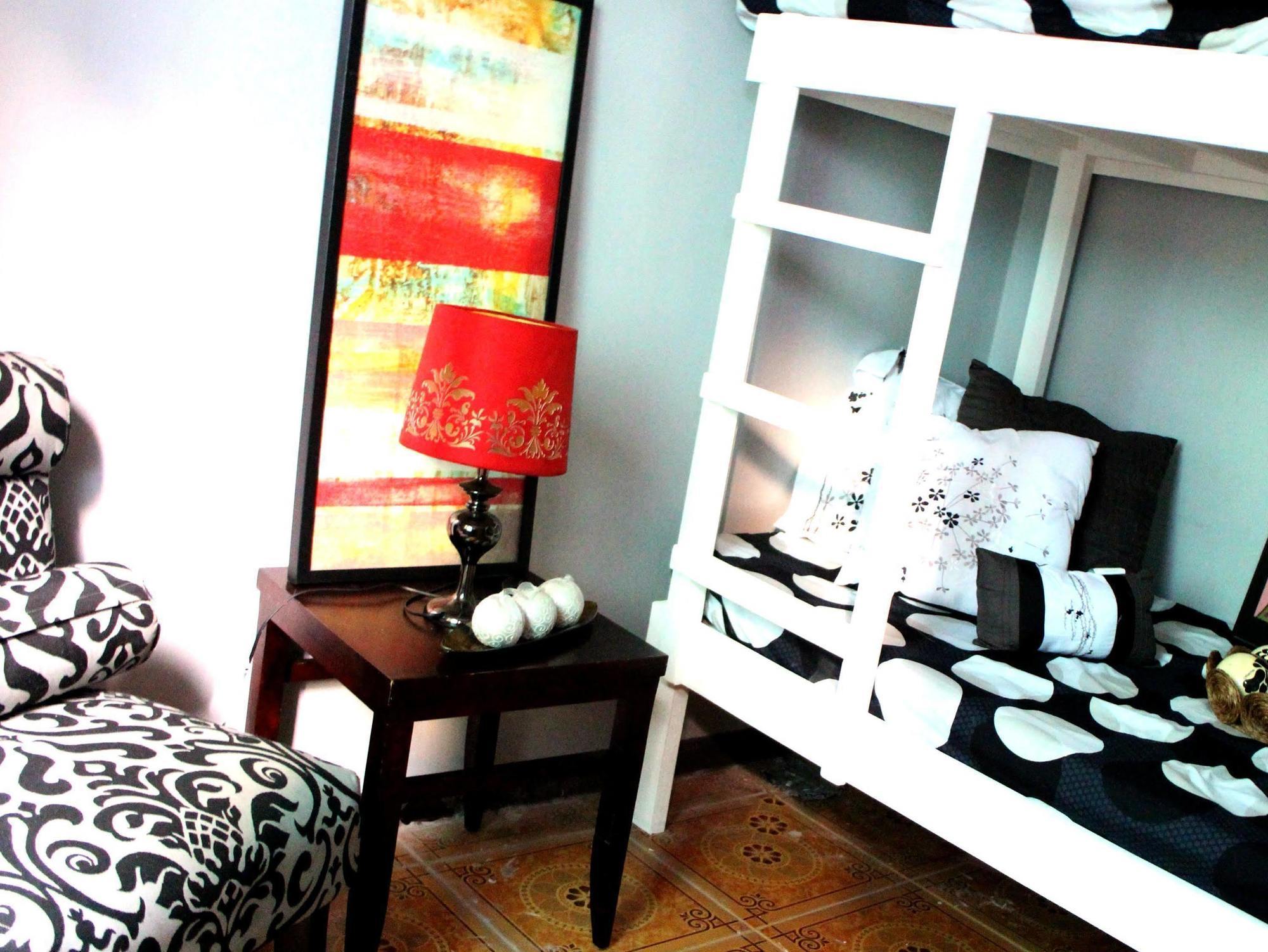 เออร์เบิน โฮสเทล Pasig City ภายนอก รูปภาพ